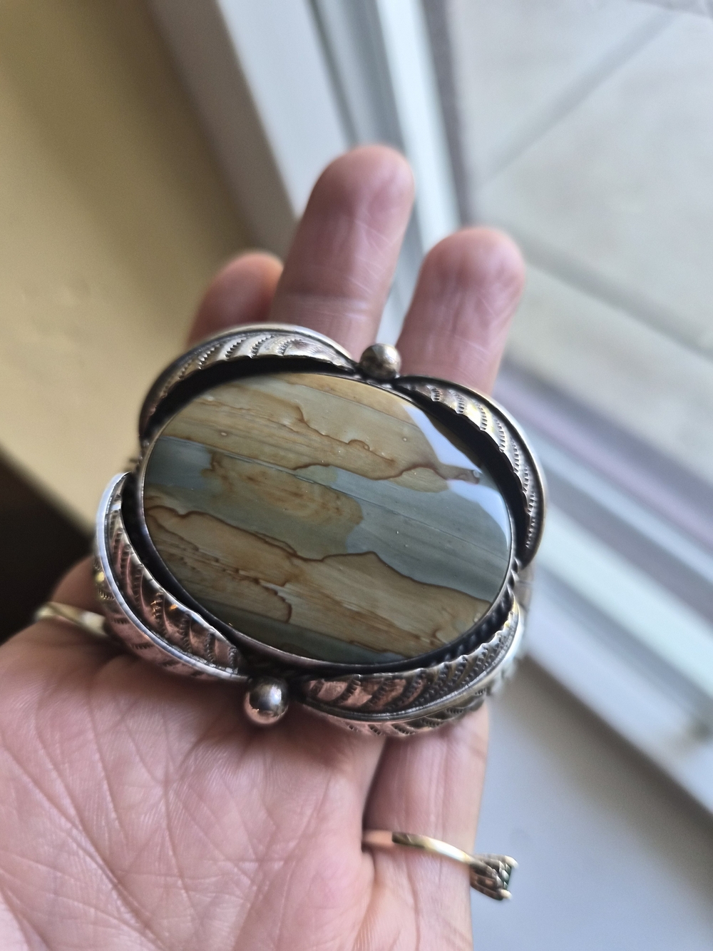 Large Vintage Native American Sterling Silver Leaf Cuff Bracelet Picture Jasper?